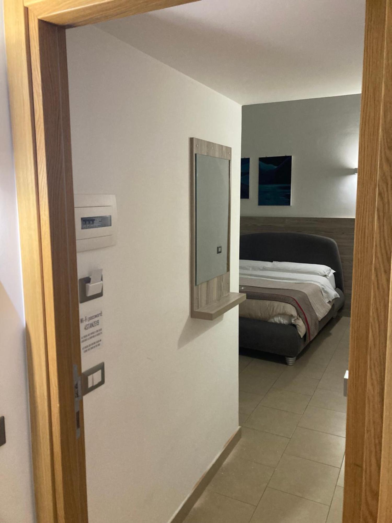 4Stanze Hotel Naples Exterior photo